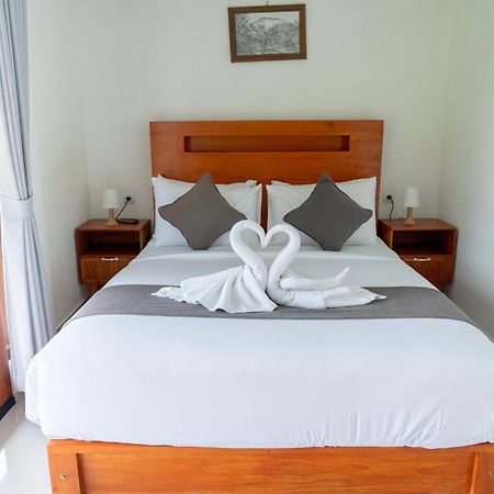 Bisbis House Iseh Village Selat Bagian luar foto